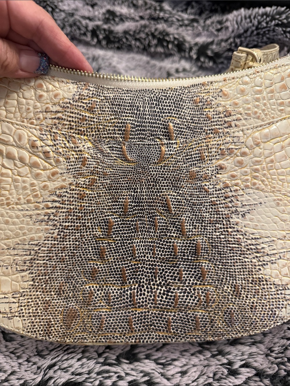 Brahmin Cream and Gold Croc-Embossed Leather Crossbody Bag - Picture 5 of 5